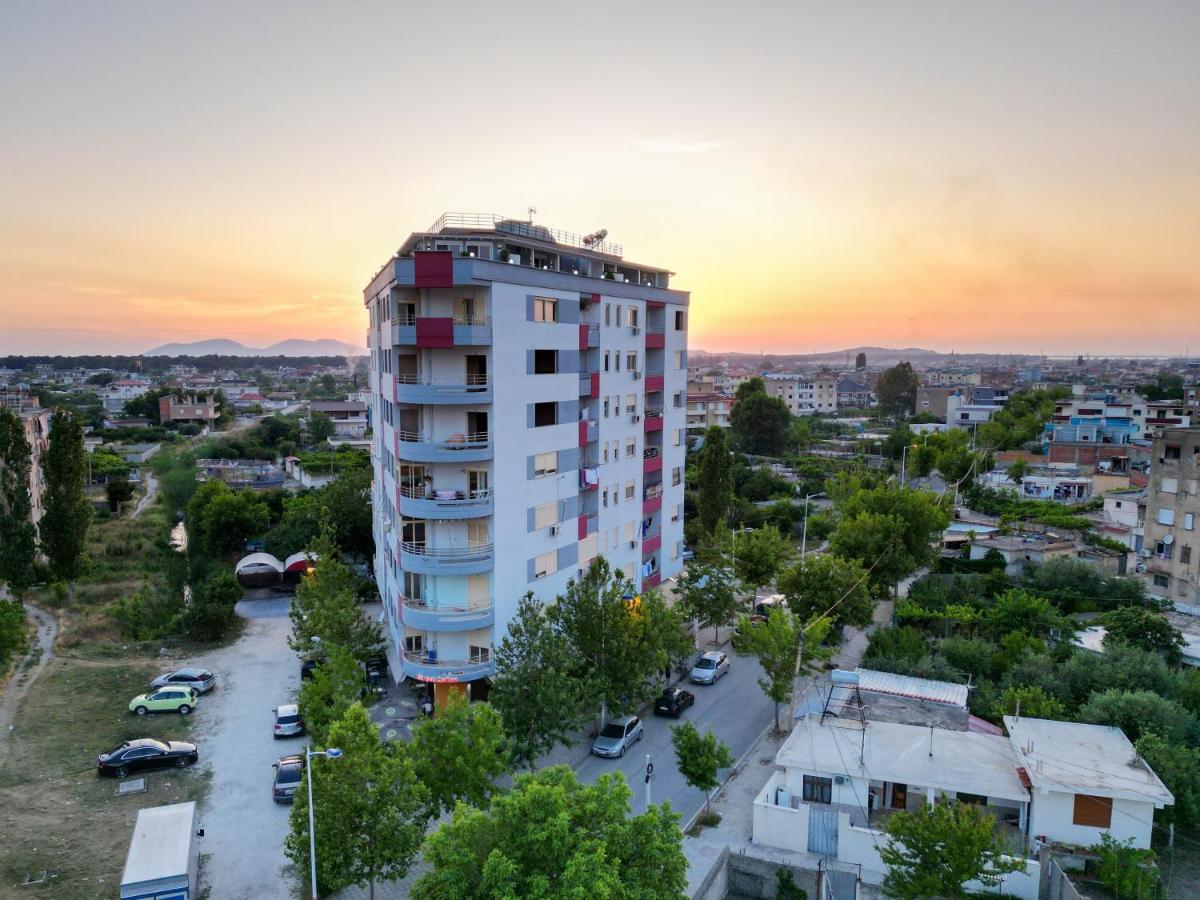 Queen Apartmets Vlorë Εξωτερικό φωτογραφία