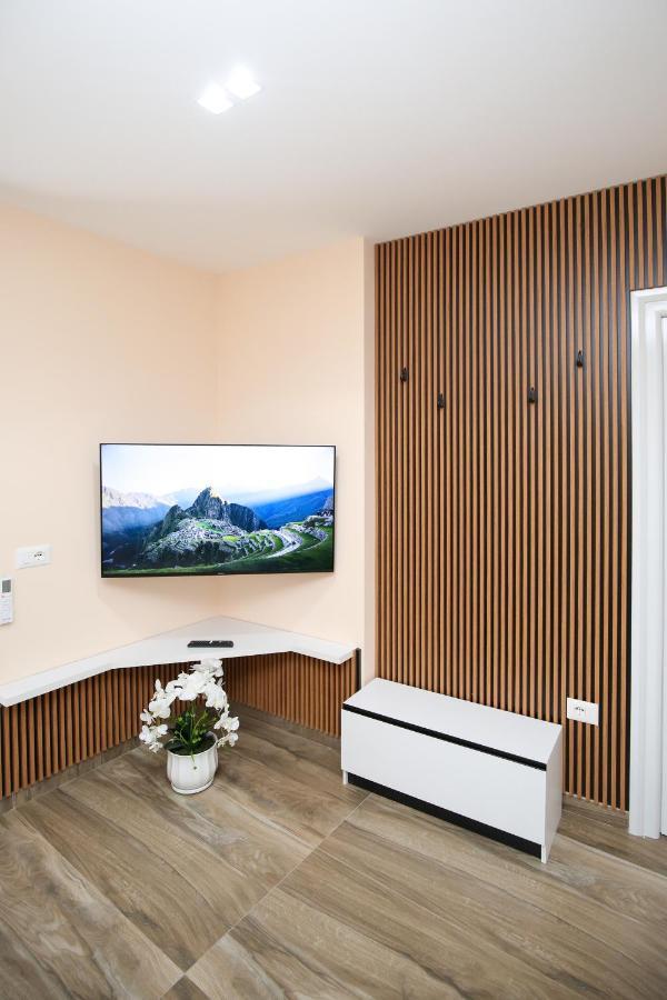 Queen Apartmets Vlorë Εξωτερικό φωτογραφία