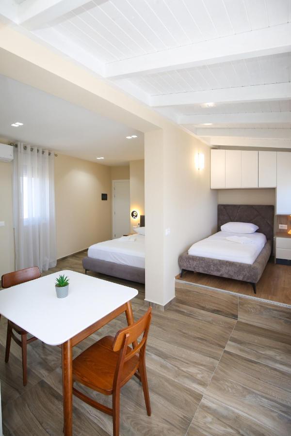 Queen Apartmets Vlorë Εξωτερικό φωτογραφία
