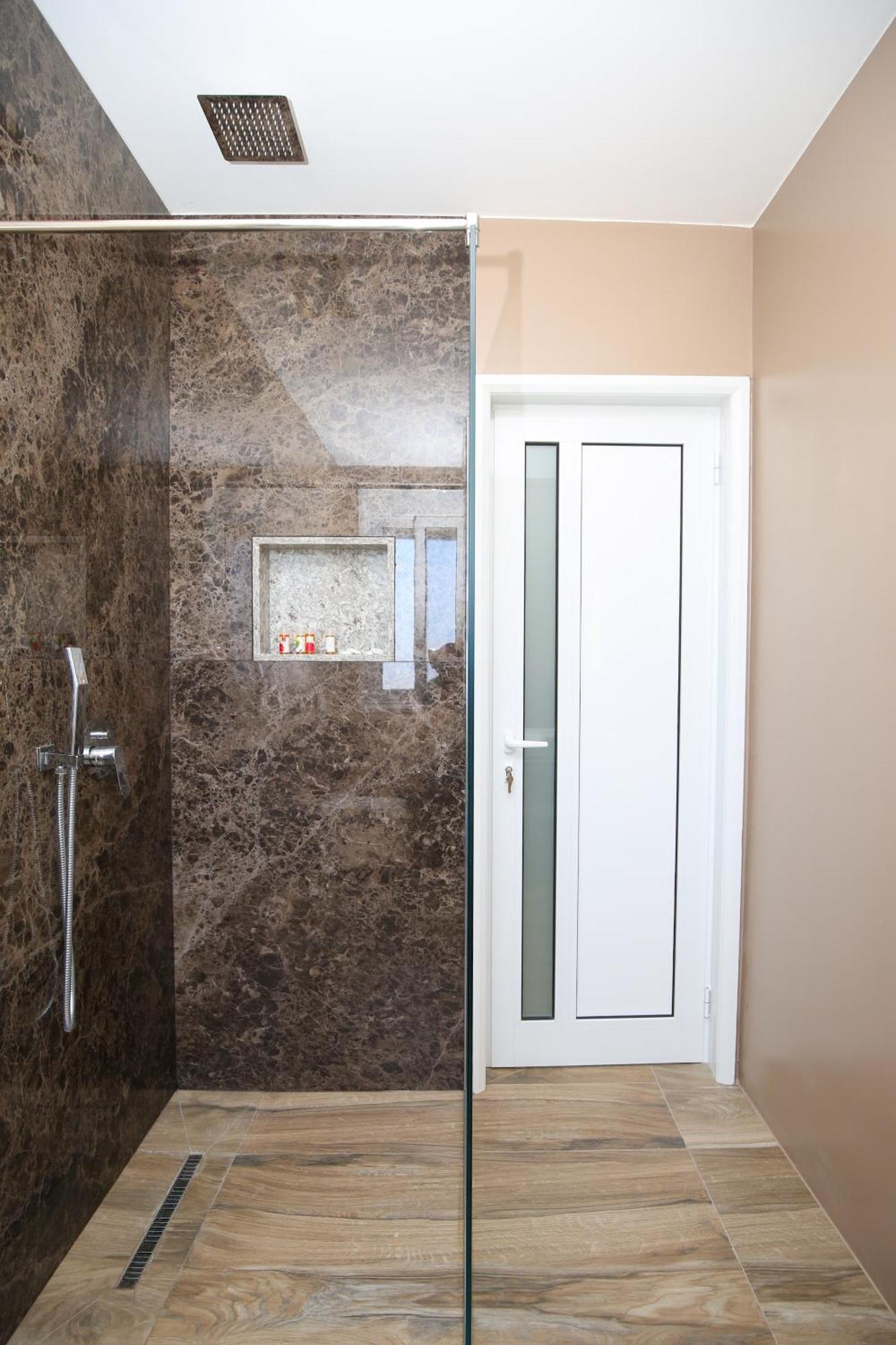 Queen Apartmets Vlorë Εξωτερικό φωτογραφία