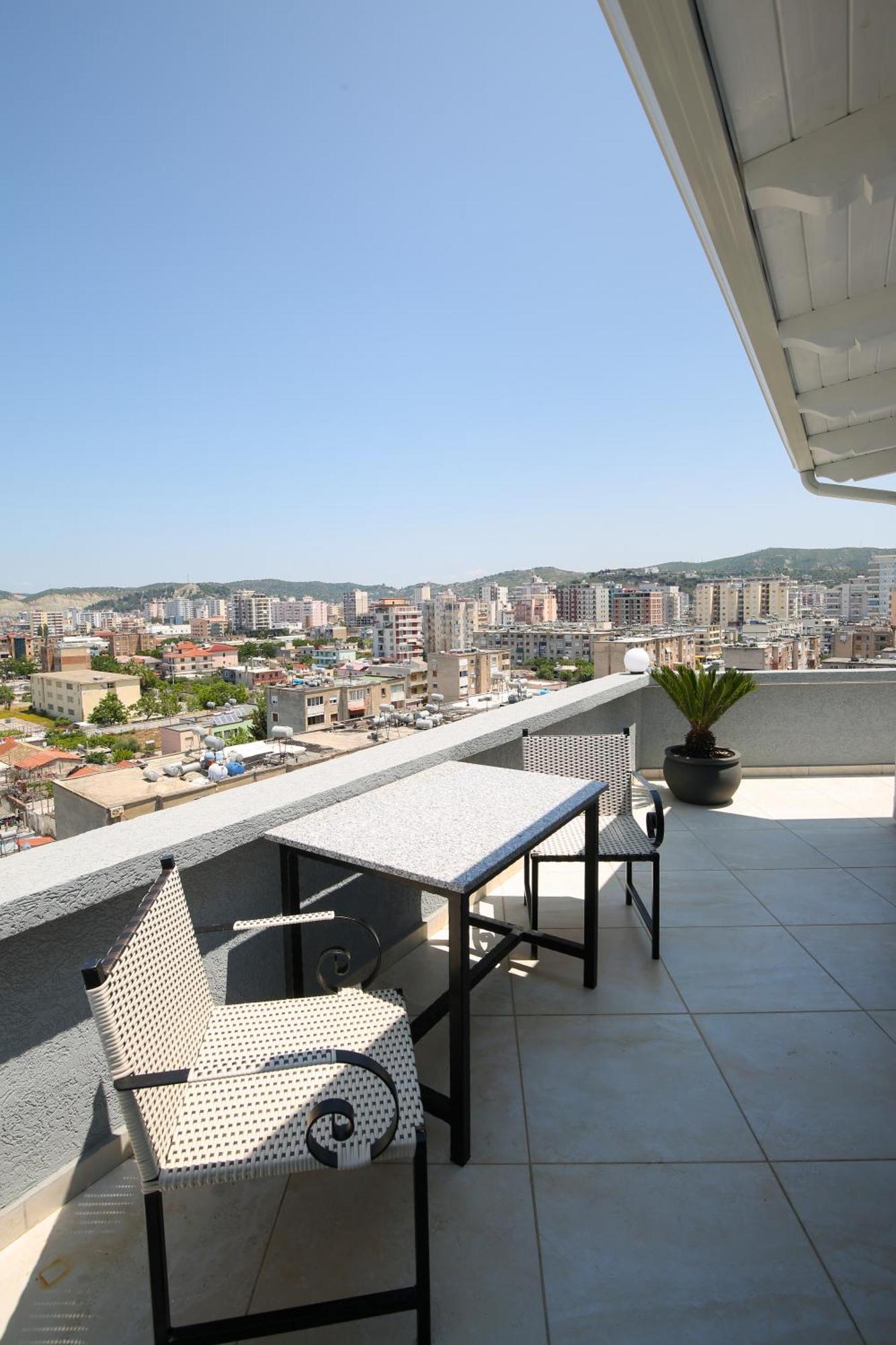 Queen Apartmets Vlorë Δωμάτιο φωτογραφία