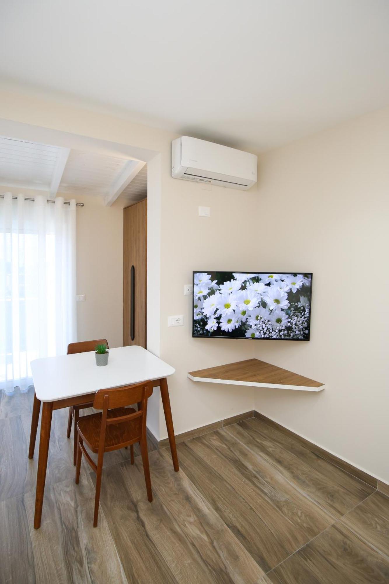 Queen Apartmets Vlorë Δωμάτιο φωτογραφία